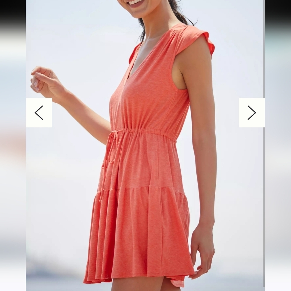 Beyond Yoga Featherweight Out & About Mini Tiered Athletic Dress XS Coral/Orange
